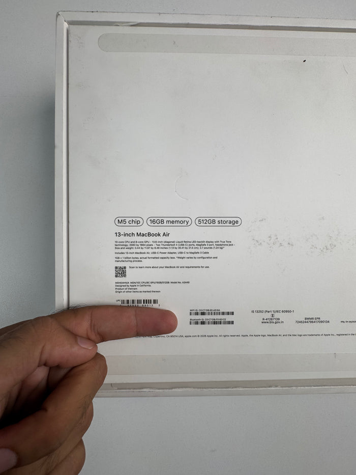 MacBook Air 13-inch M5 16GB RAM 512GB SSD Midnight Blue