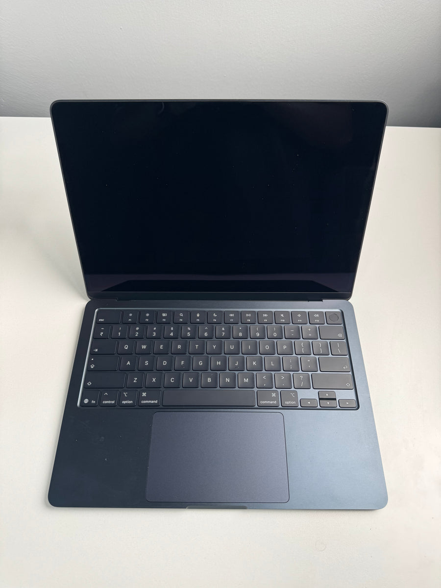 MacBook Air 13-inch M5 16GB RAM 512GB SSD Midnight Blue