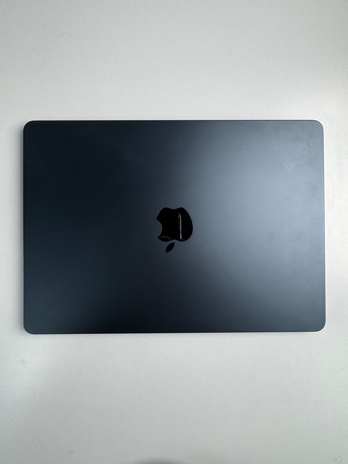 MacBook Air 13-inch M5 16GB RAM 512GB SSD Midnight Blue